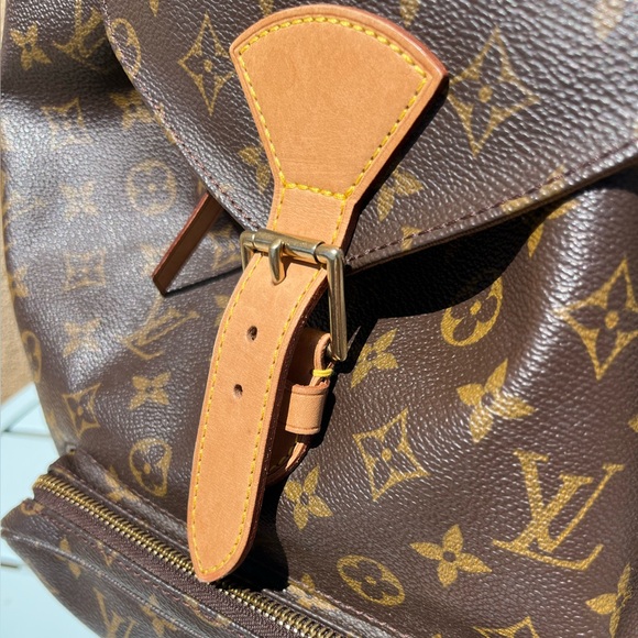 Louis Vuitton Backpack - Picture 5 of 16